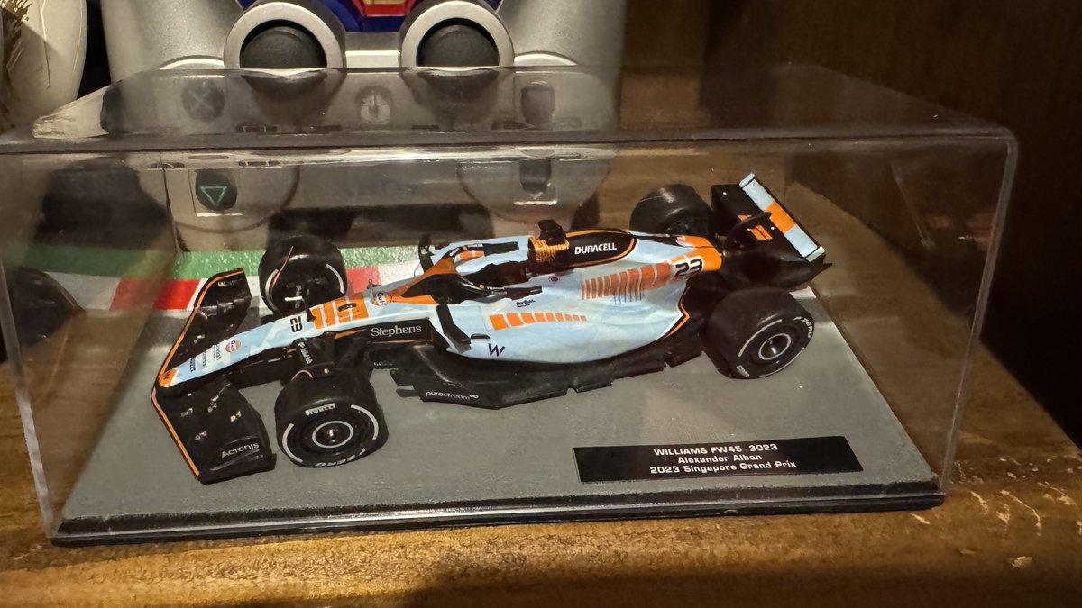 Más carritos #F1