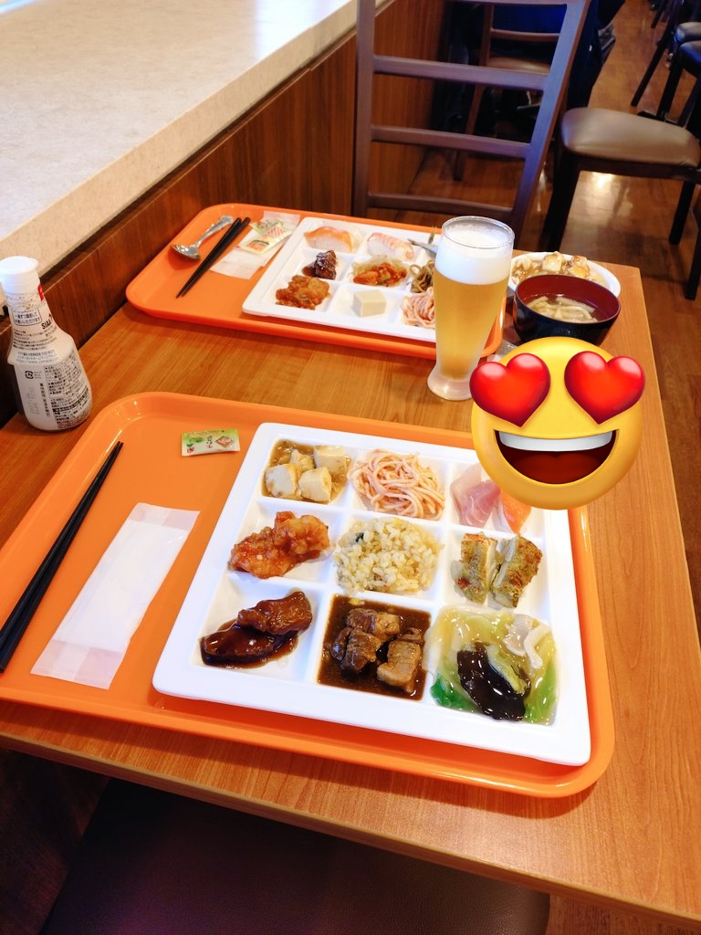 とっても眺めの良い部屋と
美味しい夕食バイキング🍻✨