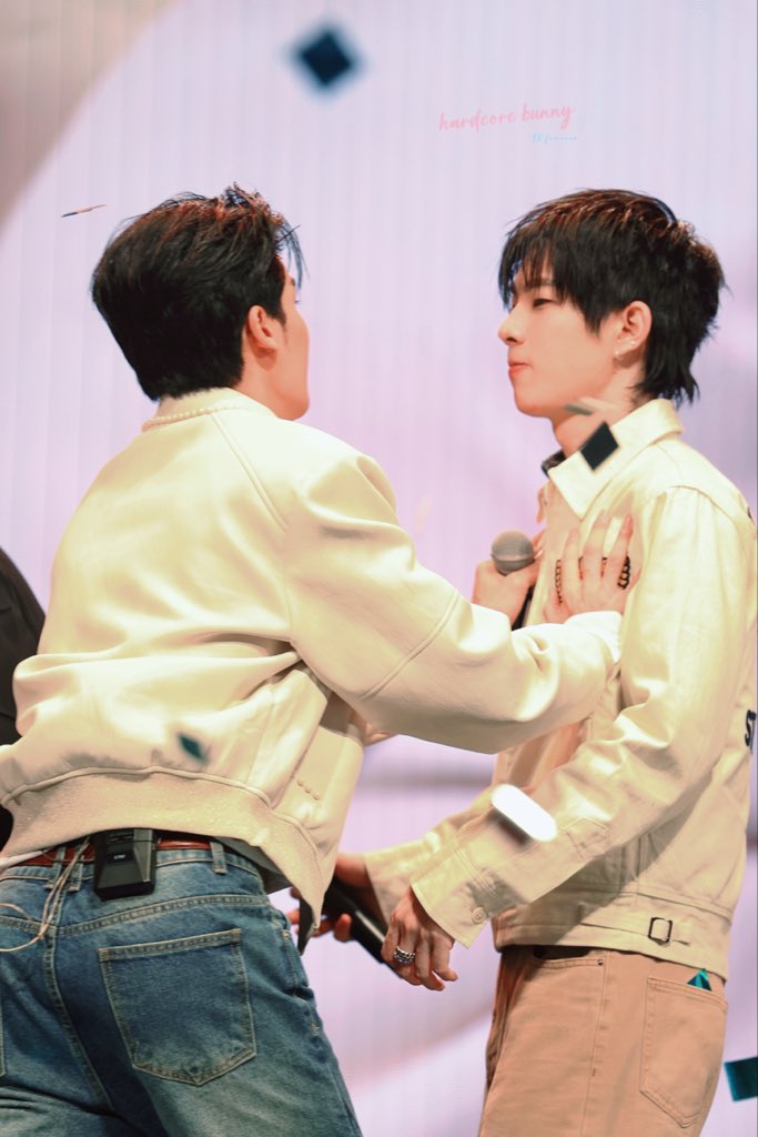 长大了，
居然敢反抗校霸了

TAYNEW LIVE IN TOKYO D2

#GMMTVFANFEST2026JP 
#Tawan_V 
#Newwiee
#TayNew #เตนิว 
#offJumpol