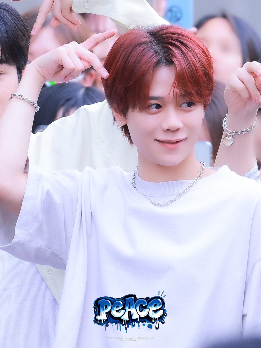 2/22 ねこの日🐱 #藤牧京介