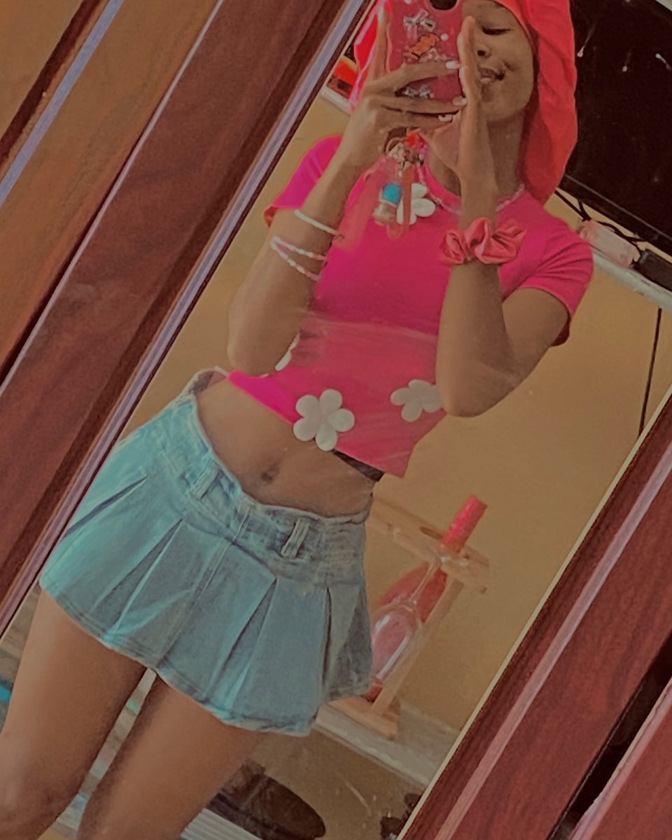 LuNar🎧💗💅 tweet media