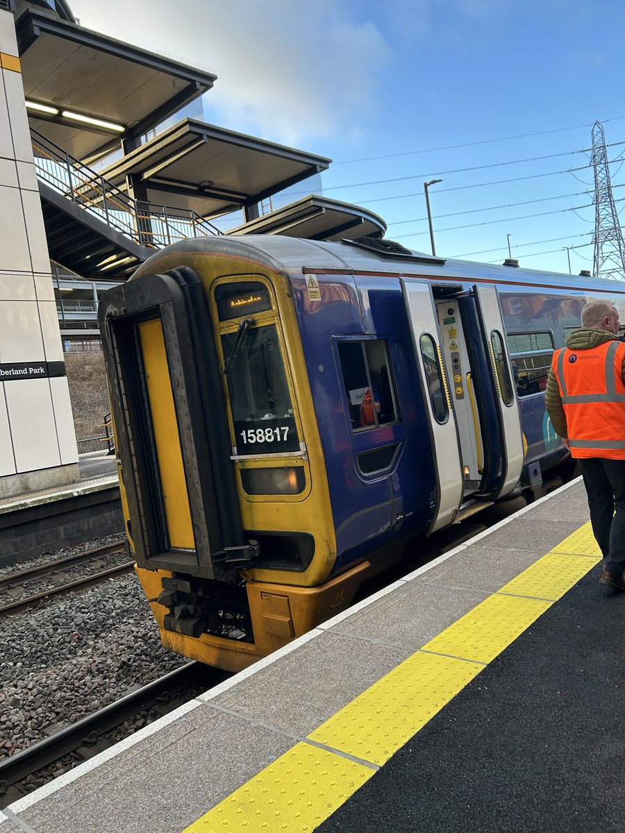 Mark Ellis tweet media