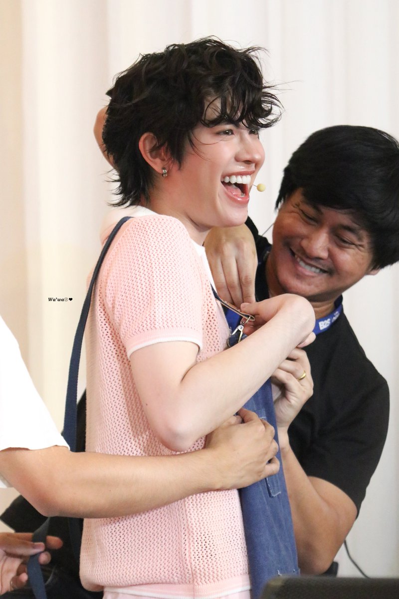 Wa_wazz's tweet image. ขุ่นพรีผู้ชาย อาการเป็นยังไงคะ น้องน่ารักมากเลยชิมิ 😆

FIRSTONE B2S CRAFT YOUR CHARM
#B2SxFirstOne 
#firstone