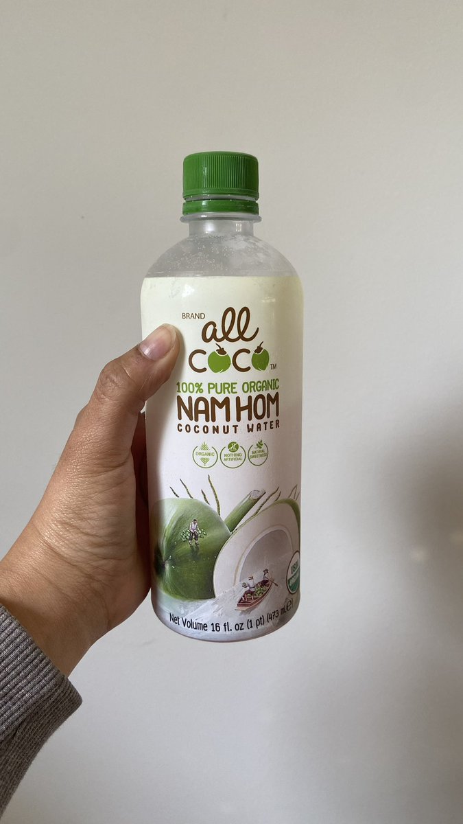 ชอบ all coco มาก ตั้งแต่ซื้อครั้งแรกที่ทองหล่อ ตอนนี้มาอยู่ออสก็ยังซื้อน้ำมะพร้าวสีชมพูมาชงกะ matcha ดีงามมากกกก ช่วยกันsupport ค่า 🥺🩵🤌🏻