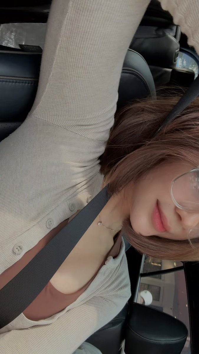 S. (@sleepyrqra) on Twitter photo 