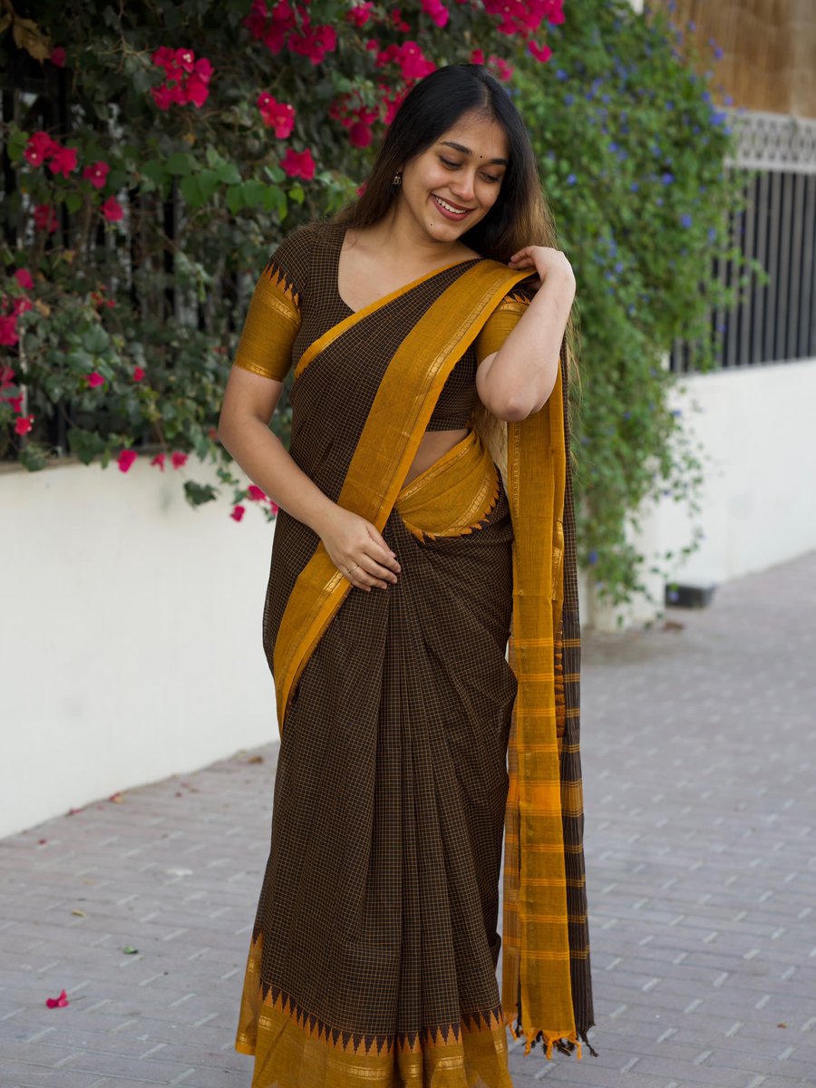 Weekendvibes_'s tweet image. Pooja Balakrishnan ✨🤎

#Pooja #PoojaBalakrishnan