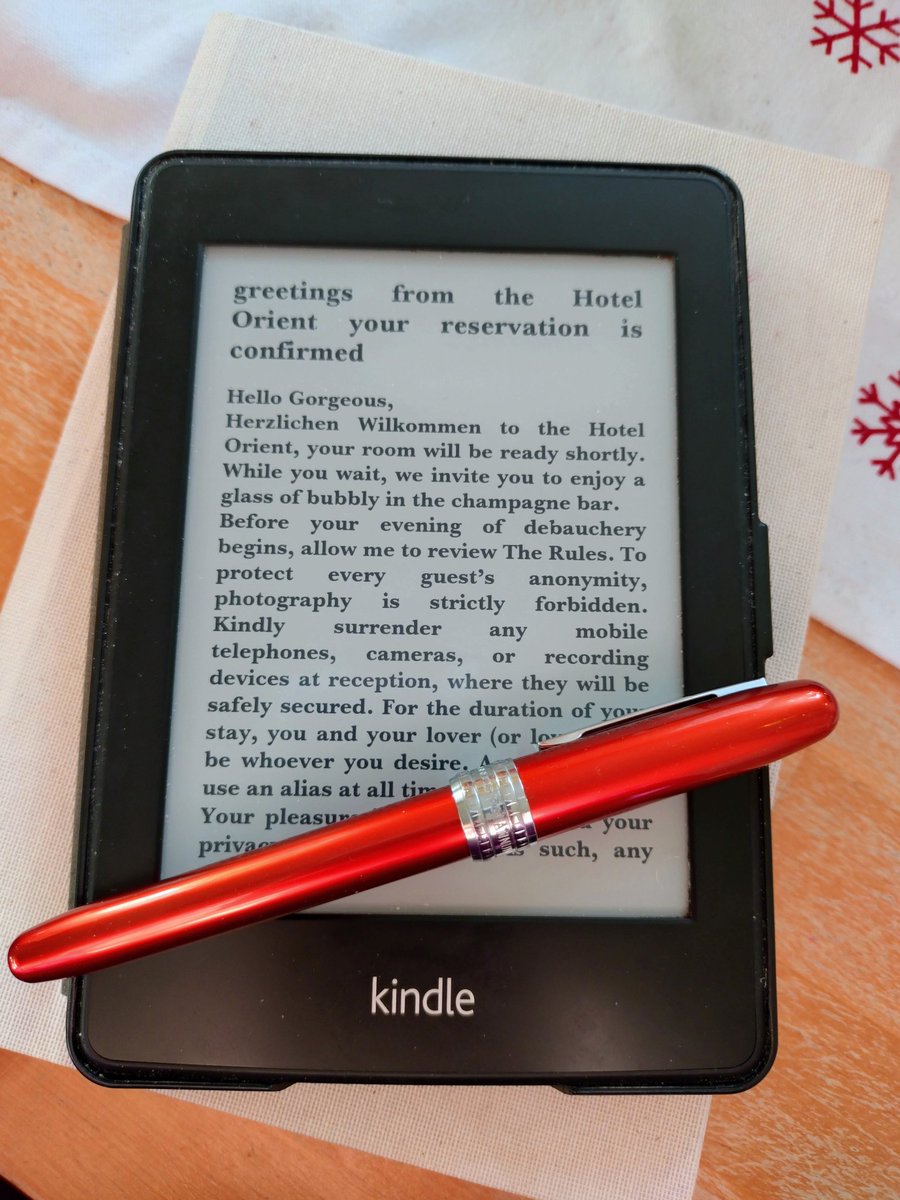 Anna Blight tweet media