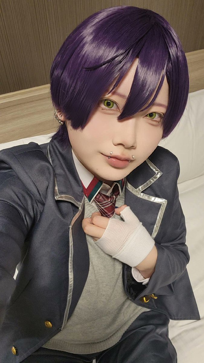 chinthu_U_'s tweet photo. ゴリゴリにピアス写ってるけど盛れたので見て…… https://t.co/cI4nkL54Zm