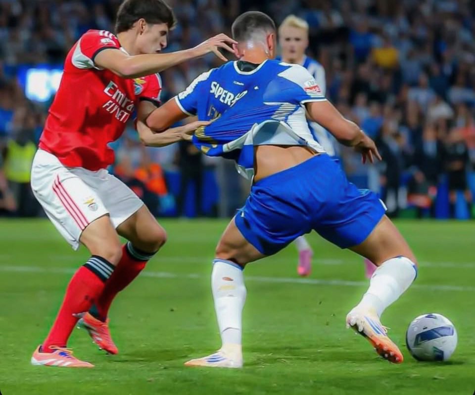 𝙑𝙞𝙩𝙞𝙣𝙞𝙣𝙝𝙤🇵🇹 #VitinhaBallondOr #MoffiOut tweet media