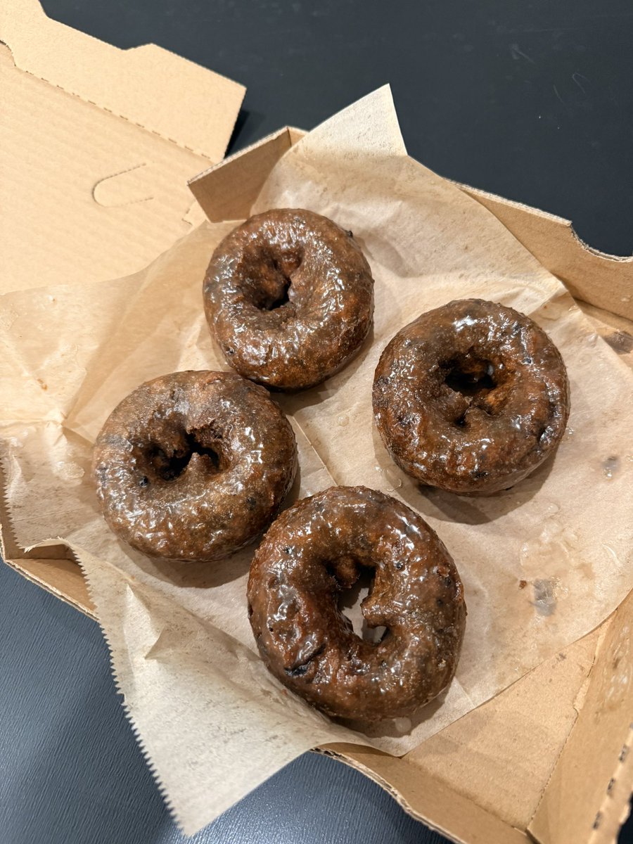 DerrkDemo tweet media