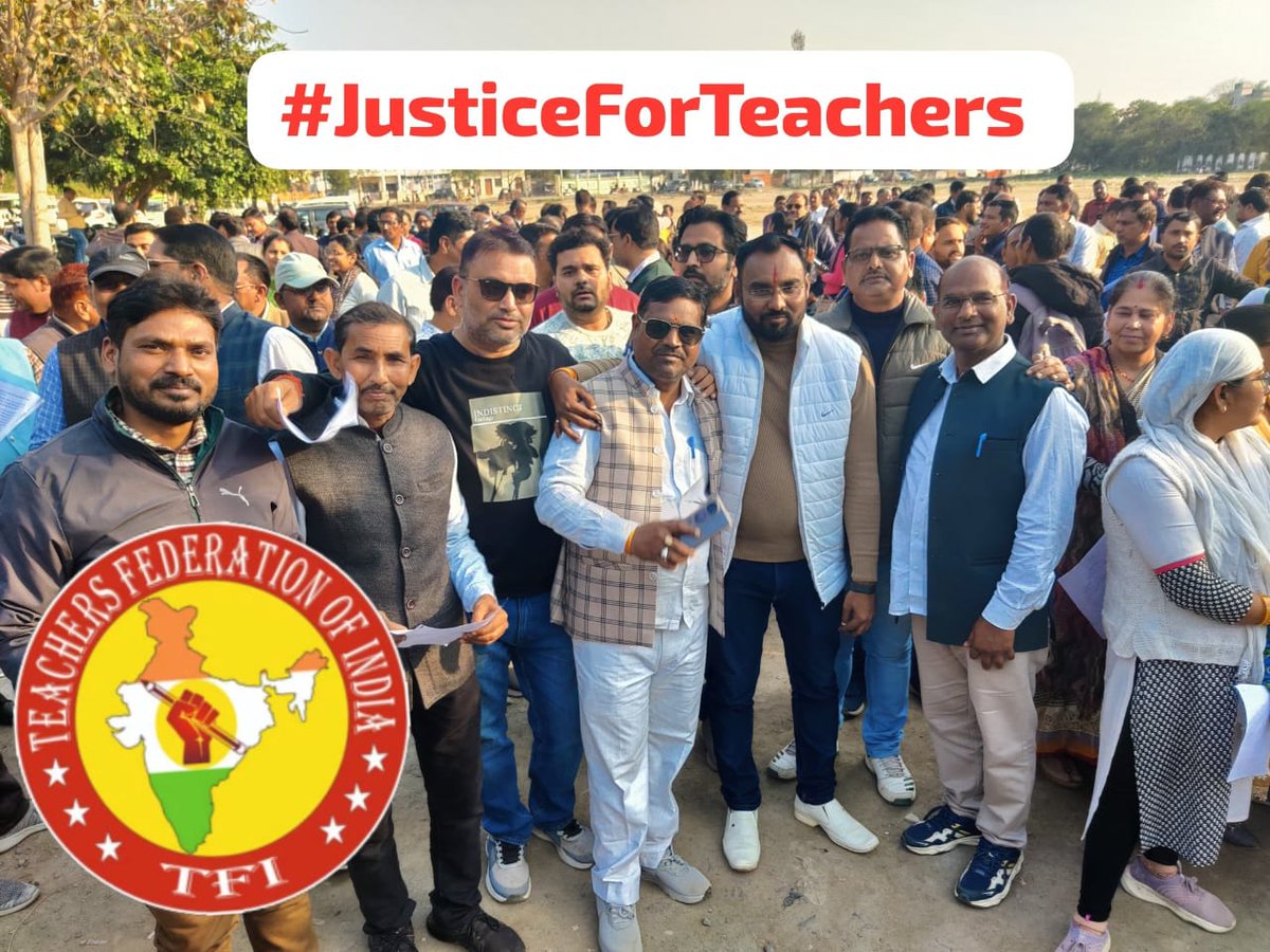 KaruneshMaury13's tweet photo. #JusticeforTeachers https://t.co/iqY18ZVmaO