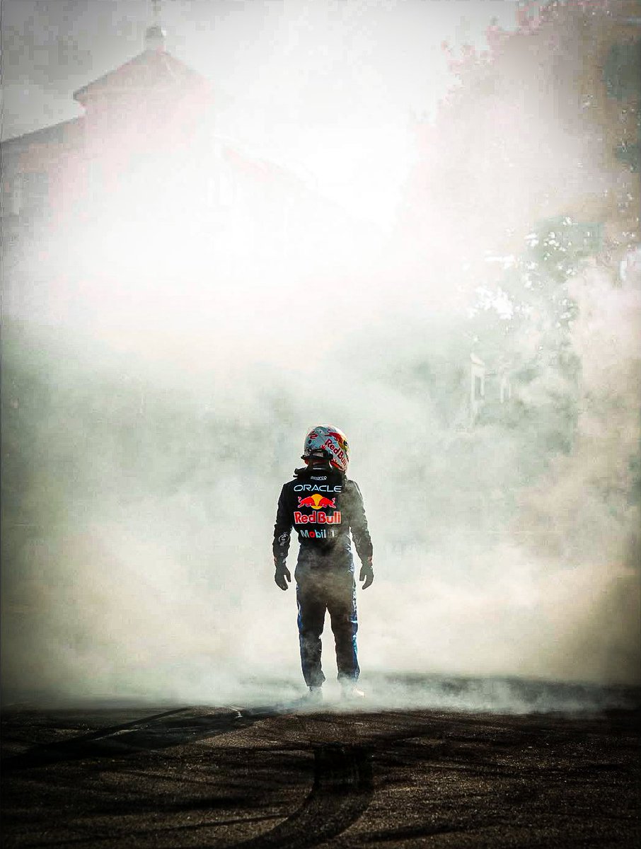 he might be seatless but he is not auraless