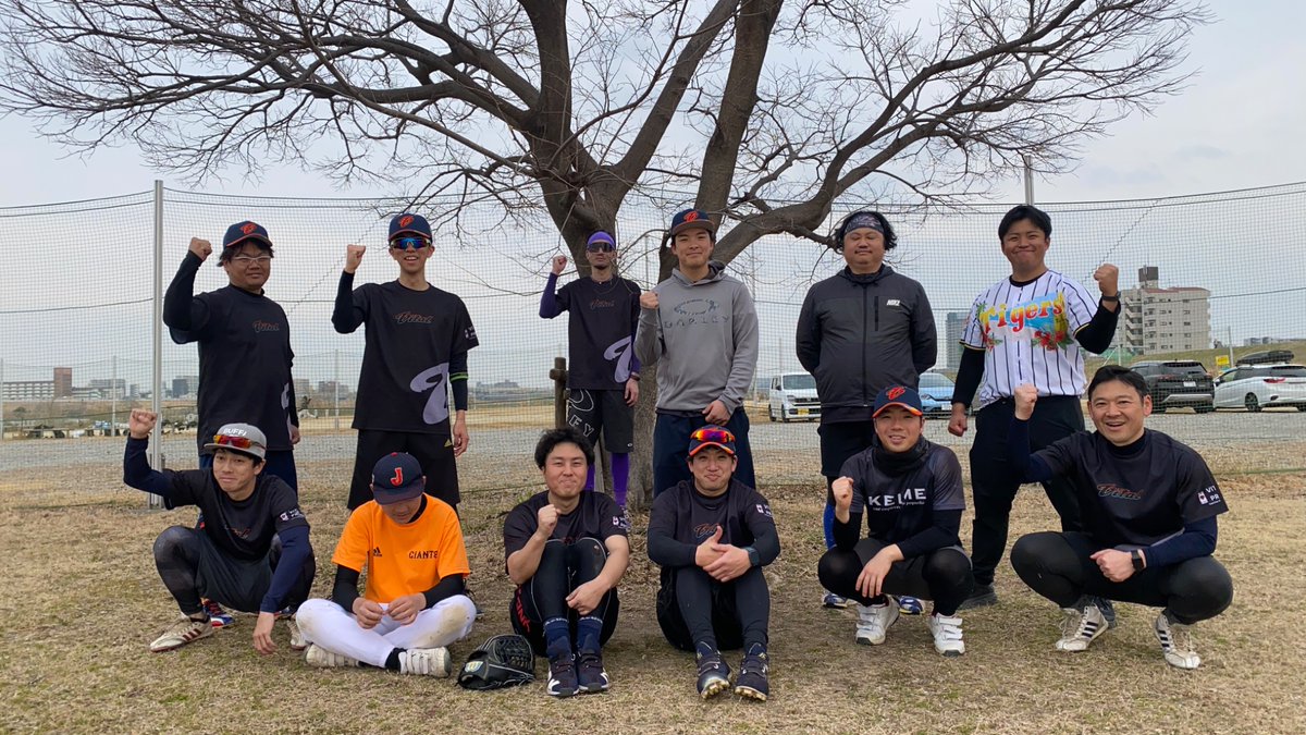 vital_bbc_89's tweet photo. 【練習会】
一緒に練習しよう！
初心者の方も大歓迎！

2月28日㈯12時00分〜16時00分 西新井橋野球場A面(東京足立区)

参加費500円(高校生以下は100円)

公式LINEよりご応募お待ちしてます！
X、インスタのDMでは参加受付はしておりませんのでご了承ください。

https://t.co/nhOsLwPHEt https://t.co/Cu0pjjlHL2