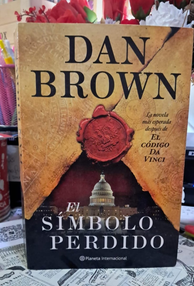 Y también podeis encontrar nuestros titulos de ocasion en nuestra librería y desde hace poco en nuestro perfil de vinted 

vinted.es/member/6615455…