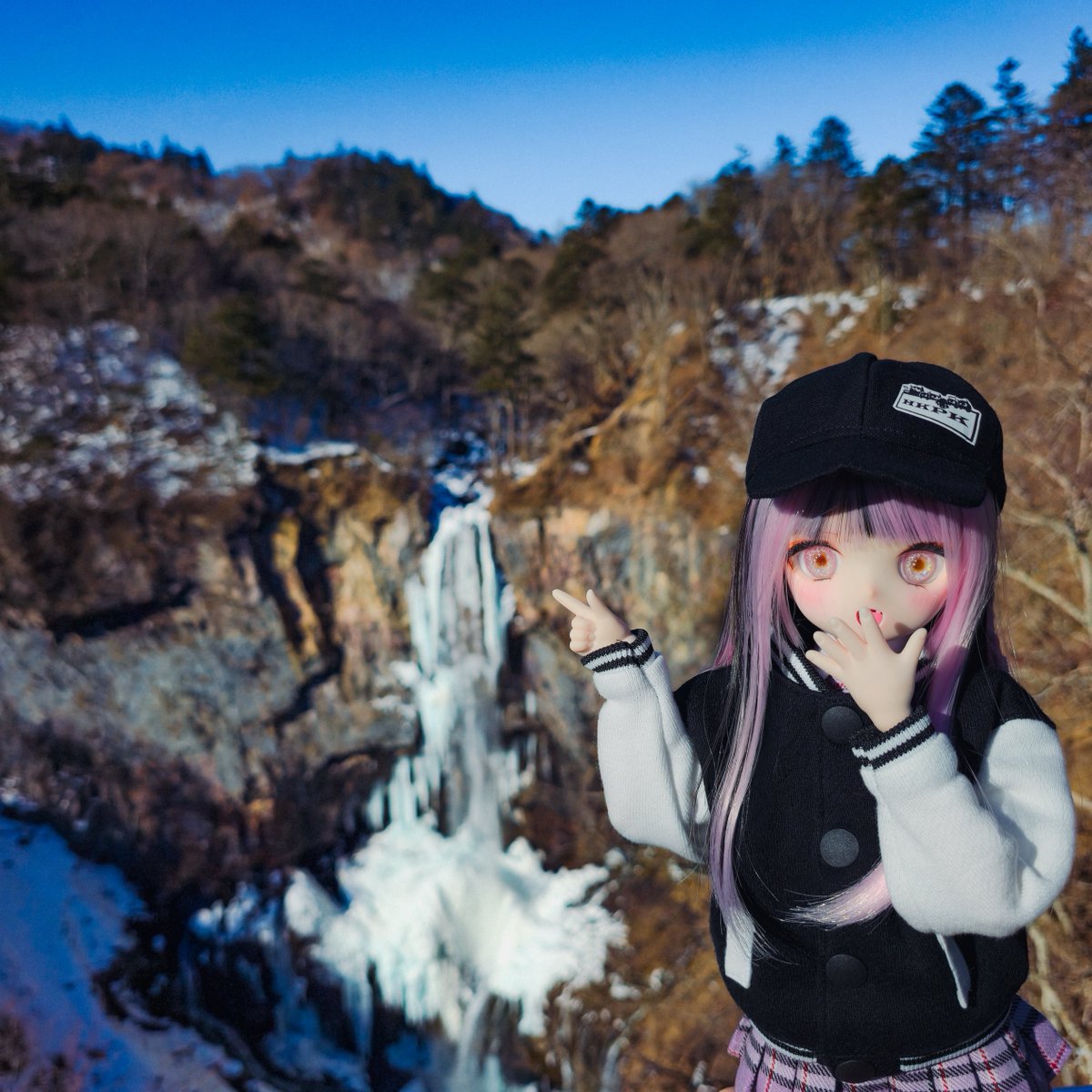 めあす tweet media