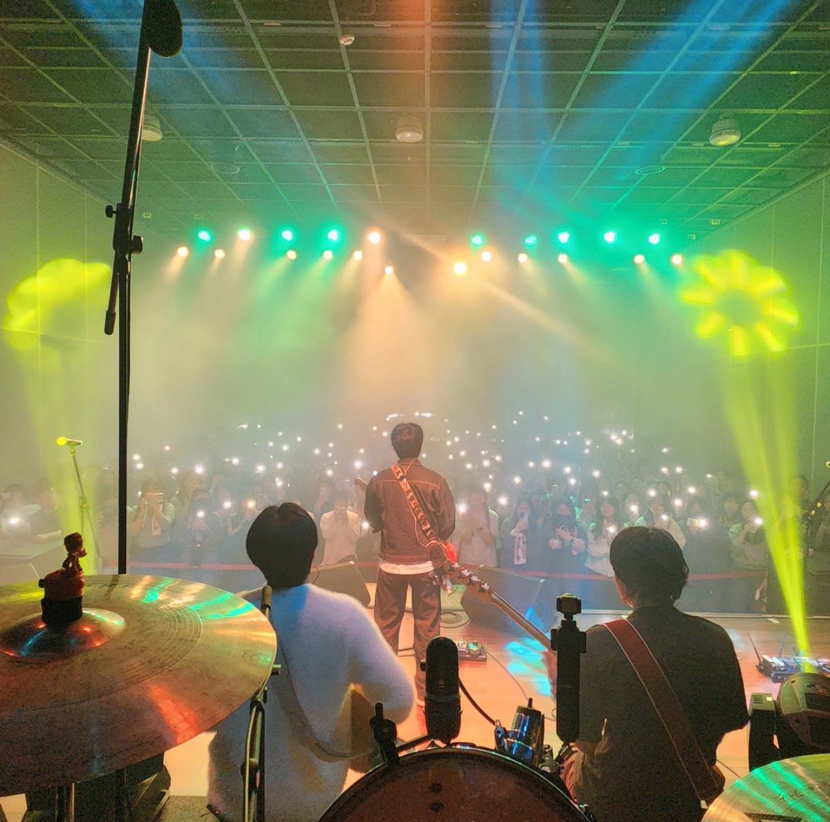 잠만 .. ㅠㅠ 극아타가 보는 별들 좀 봐..
저 별을 따다 줄 만 하네.. 🪽😭😭😭