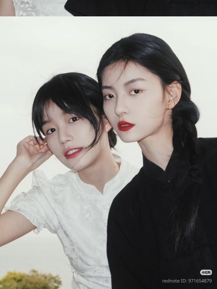 YukkoLoml's tweet photo. I didn't know HeLei(From When we met, The Secret of Girls) is friends with Sun Mei Lin(Duet of Shadows) HELLLOOO Now everything makes sense lol
#DuetOfShadows #双姝美探
#TheSecretOfGirls
#如果有秘密 https://t.co/3L0ClxihYp