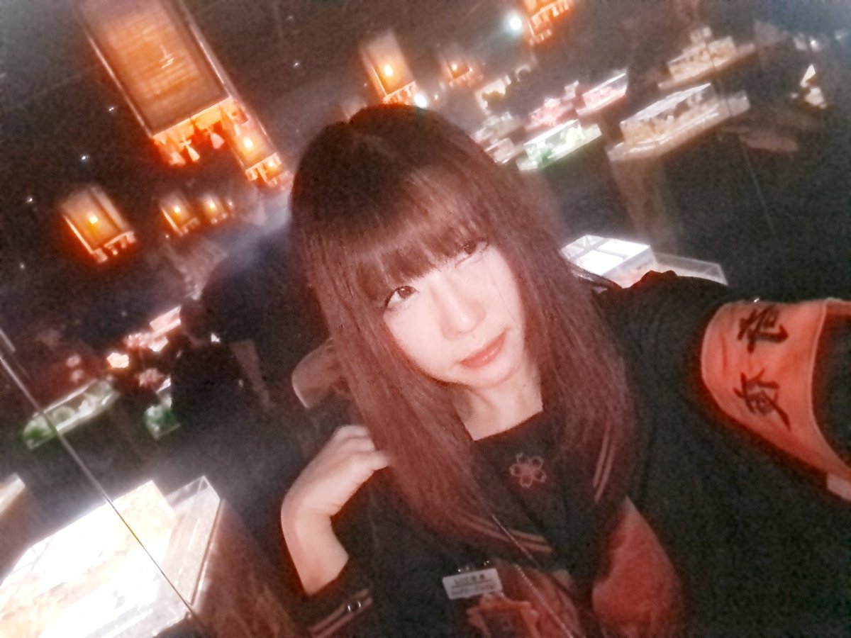 夕季 tweet media