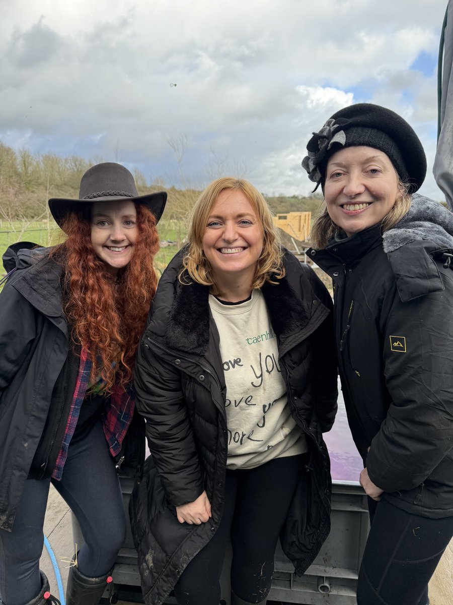 Can you help? We are raising money to support our work with young people &amp; rescue animals. To make a fully accessible area for the visitors we support. To do this the team are doing an ice cold water challenge. Thank you 

paypal.com/donate?campaig…