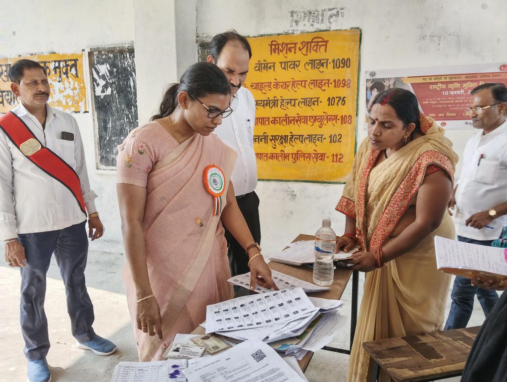 DM / DEO Banda tweet media