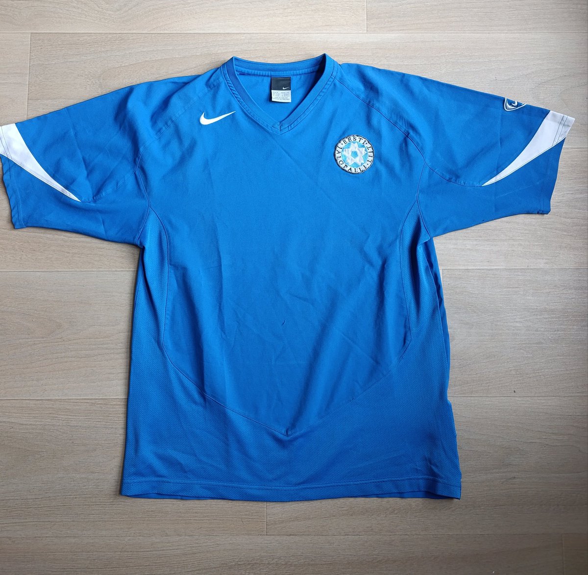 The Tee90 tweet media