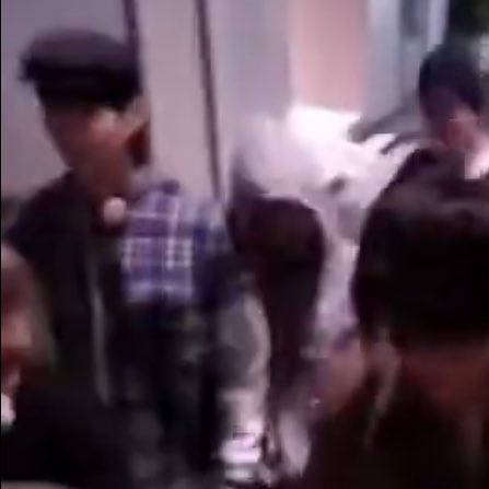 milnrxil's tweet image. สกายกันกูให้เลยอะ เกาะแขนกันเดินจนกุกลัวดิสแพทมาเห็นมาก