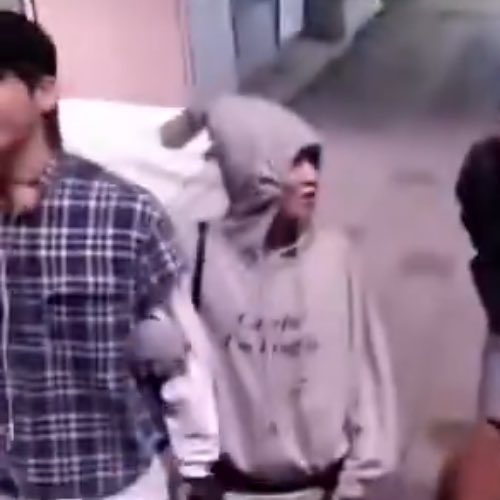 milnrxil's tweet image. สกายกันกูให้เลยอะ เกาะแขนกันเดินจนกุกลัวดิสแพทมาเห็นมาก