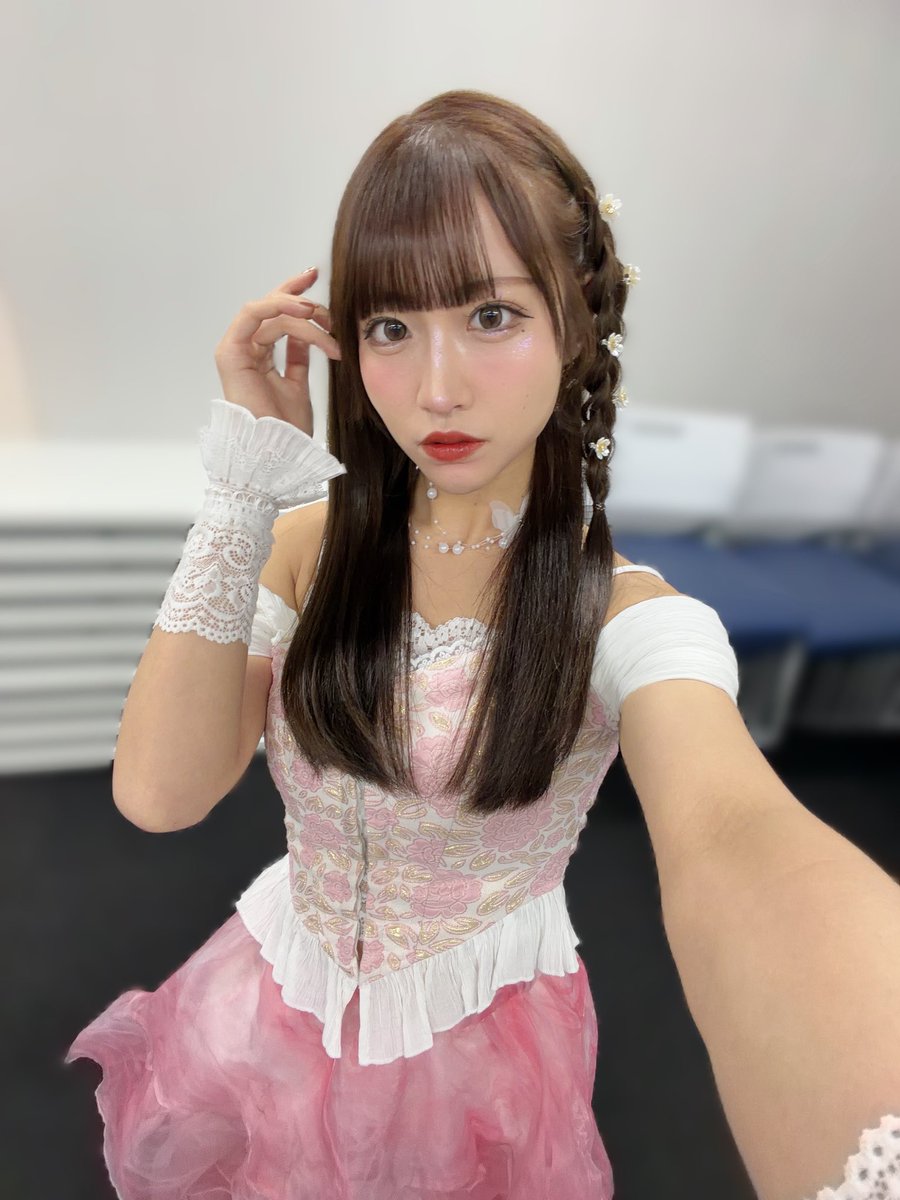 チェキ会ワンマン衣装だったの🌸⟡.*