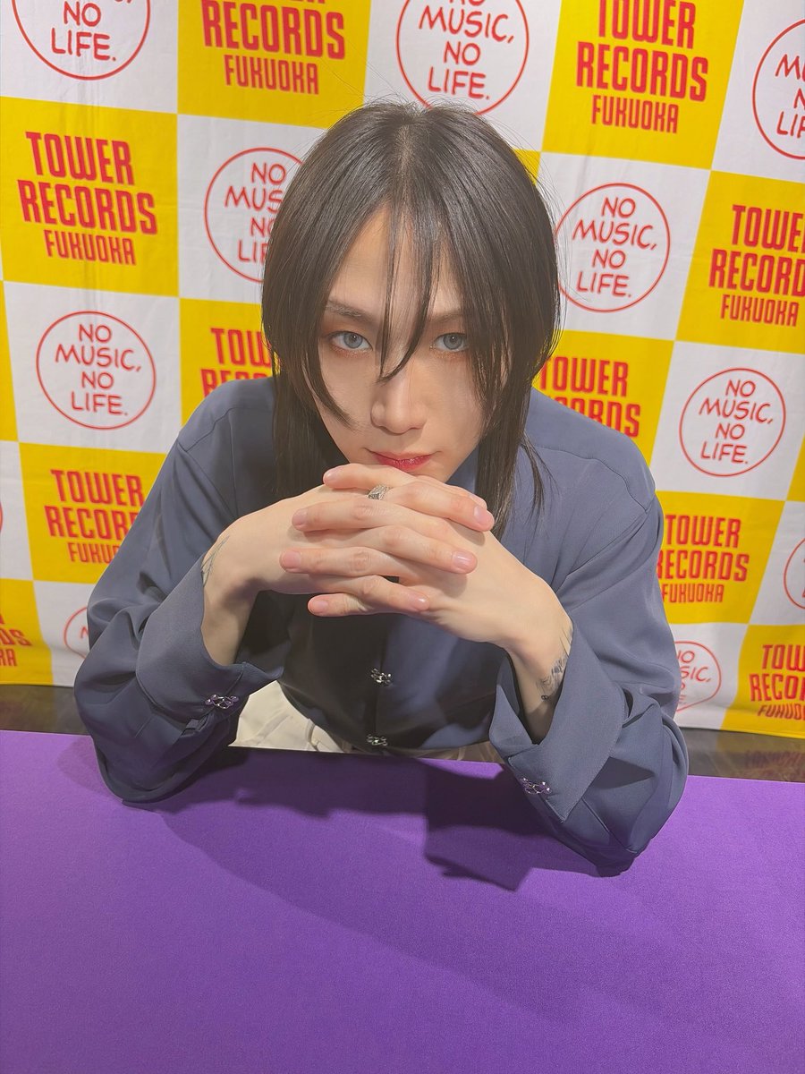 福岡昨日のライブも今日のインストアもありがとうございました🦉 また