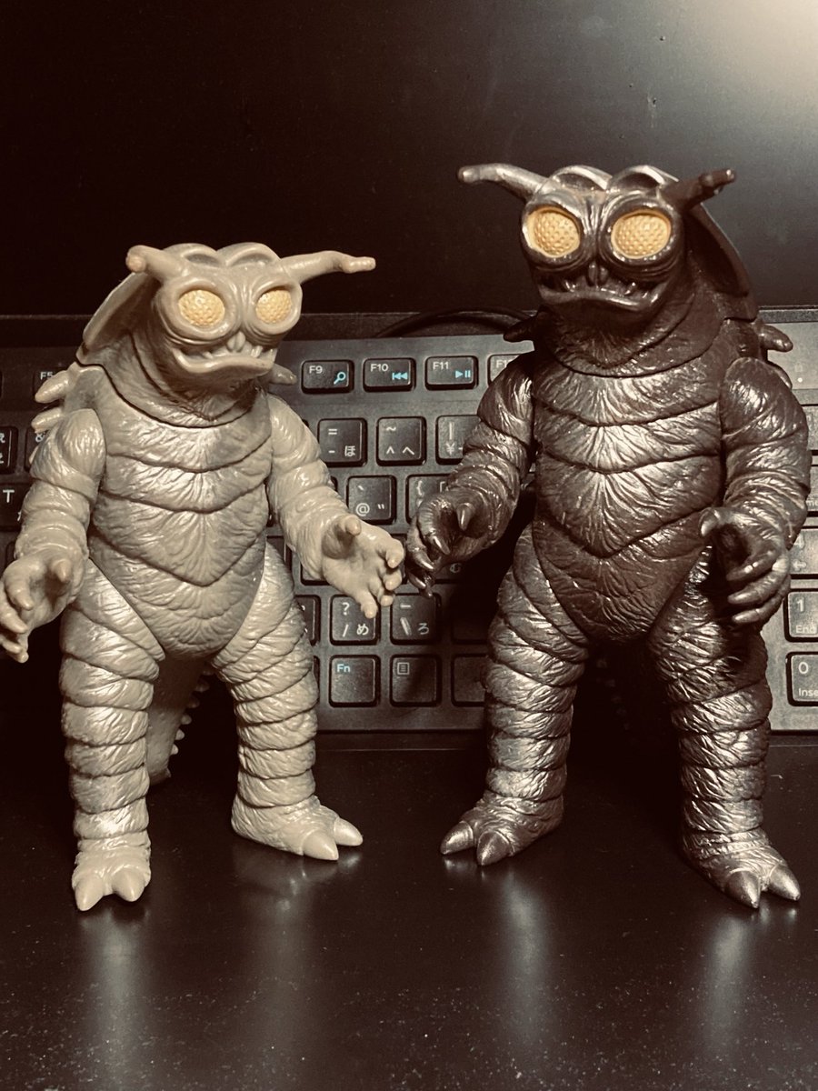 本日の戦利品。ソフビ ウルトラ怪獣シリーズ キーラ初期版😆後期版を