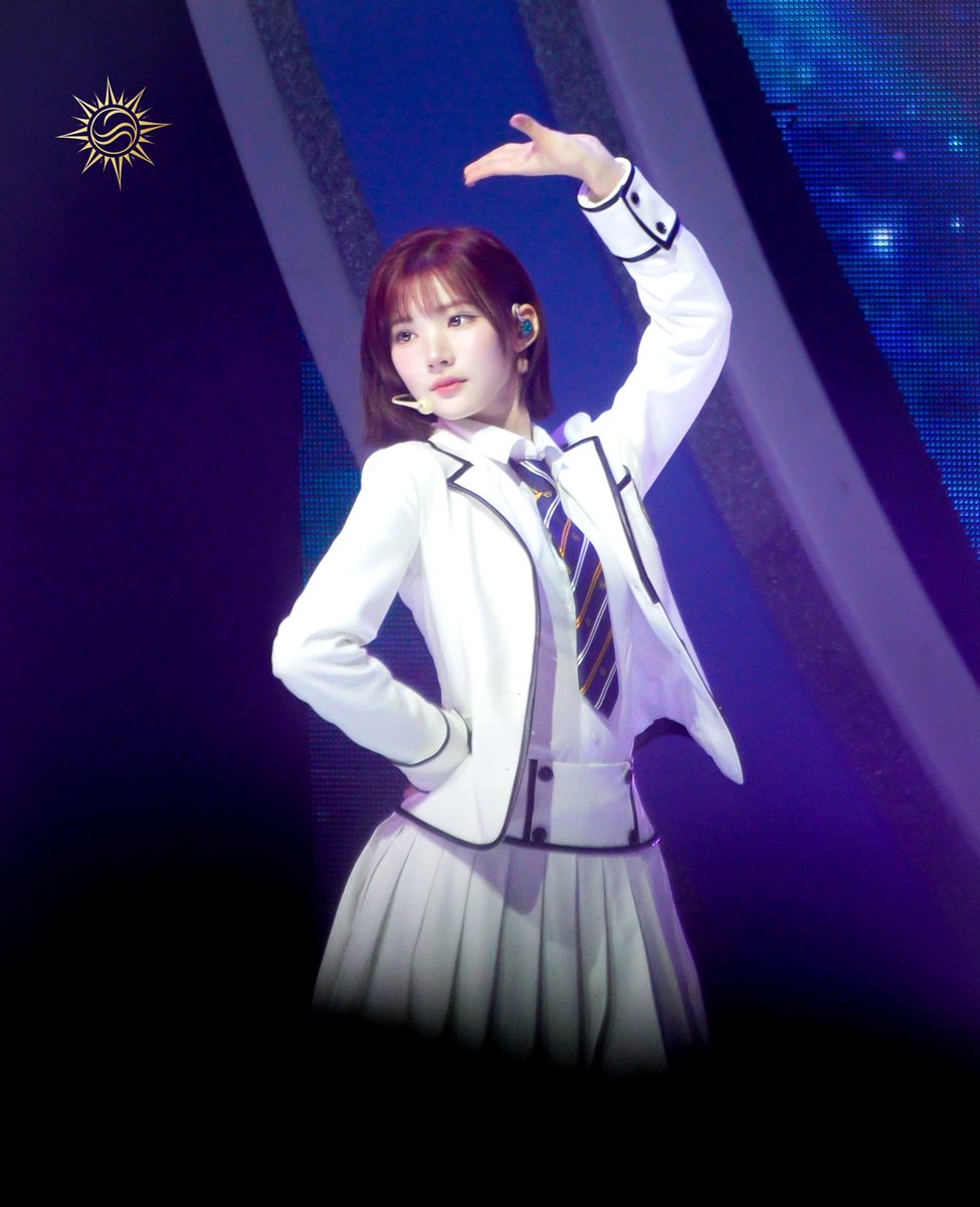 http__38's tweet photo. 누군가 요정이 어떻게 생겼는지 묻는다면 지우를 보여주면 될 것 같아
#최지우 #하츠투하츠 #Hearts2Hearts #하츠투하츠_지우 #하츠투하츠_카르멘 #하츠투하츠_스텔라 #하츠투하츠_팬미팅 https://t.co/qJzVIgUh5u