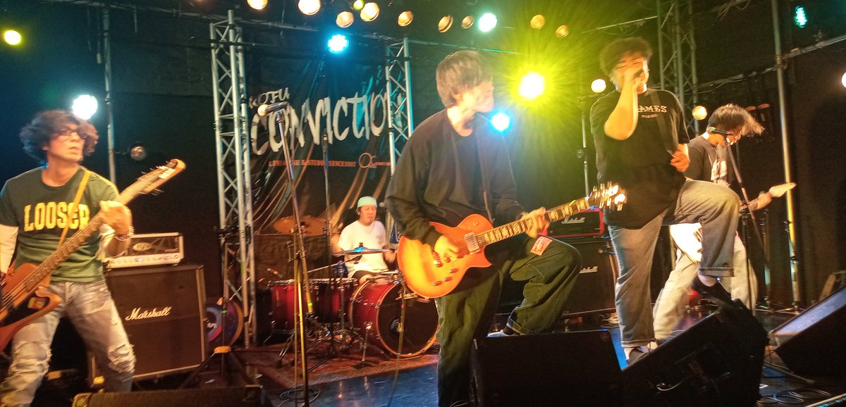 NEUTRAL_BASS's tweet photo. 昨晩はCONVICTIONで撮影しながら良いライブたくさん観れた☺️

#LOOSER
#GETOVER
#DONTTURNAWAY
#SHAMES https://t.co/iMvTXSB3Vx