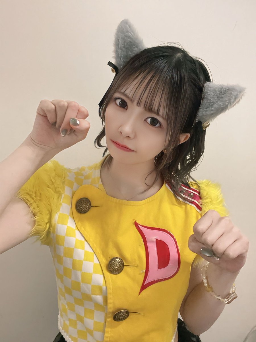 にゃんにゃんにゃんの日 .