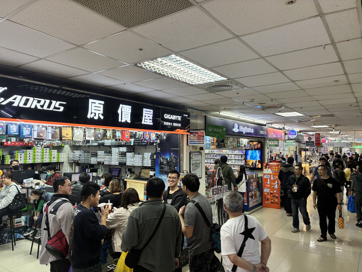 Intel_Core2Duo tweet media