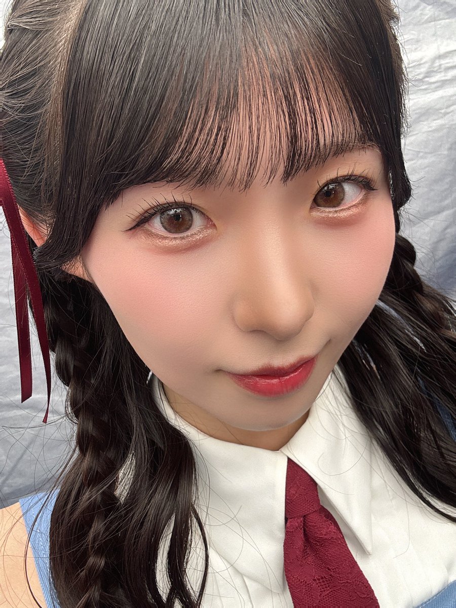 osaki_serika's tweet photo. #好きすぎて泣く リリイベ
ありがとうございました！
実物の方がかわいいねって
たくさん褒めてていただけた。幸 \ˆ ˆ/ ♡ 
好きになりすぎて
泣いてないですか❔😾��

「生口島の瀬戸田レモンじゃけぇ」
センターで披露できて嬉しかったです🍋

#STU48 #アリオ倉敷 https://t.co/EmkhMdtxIm