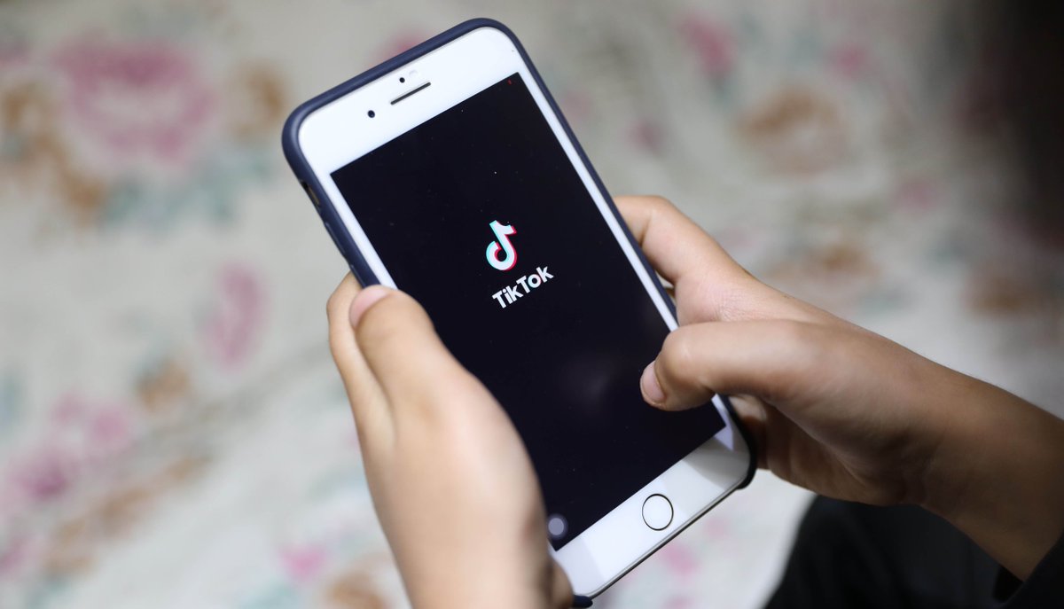 ADFmagazine's tweet image. The #spy in your pocket: How mercenary #malware is silencing African dissent - theafricareport.com/409409/the-spy… via @TheAfricaReport