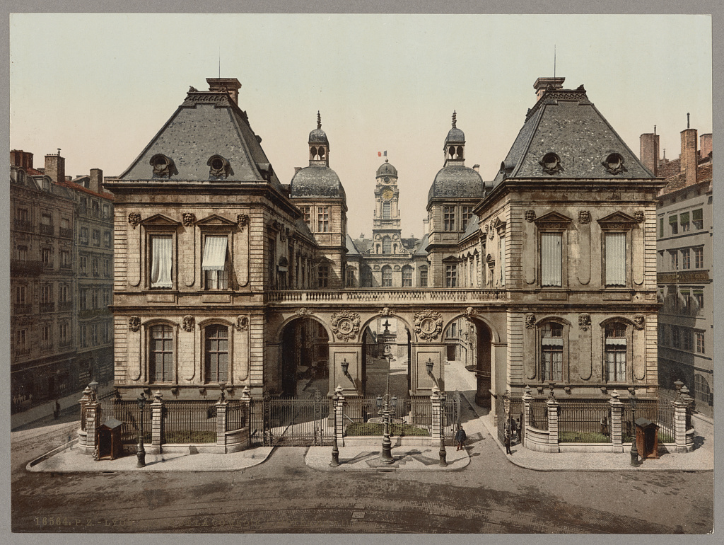 Lyon. Place de la Comédie. L'Hotel de Ville, ca. 1890-1906