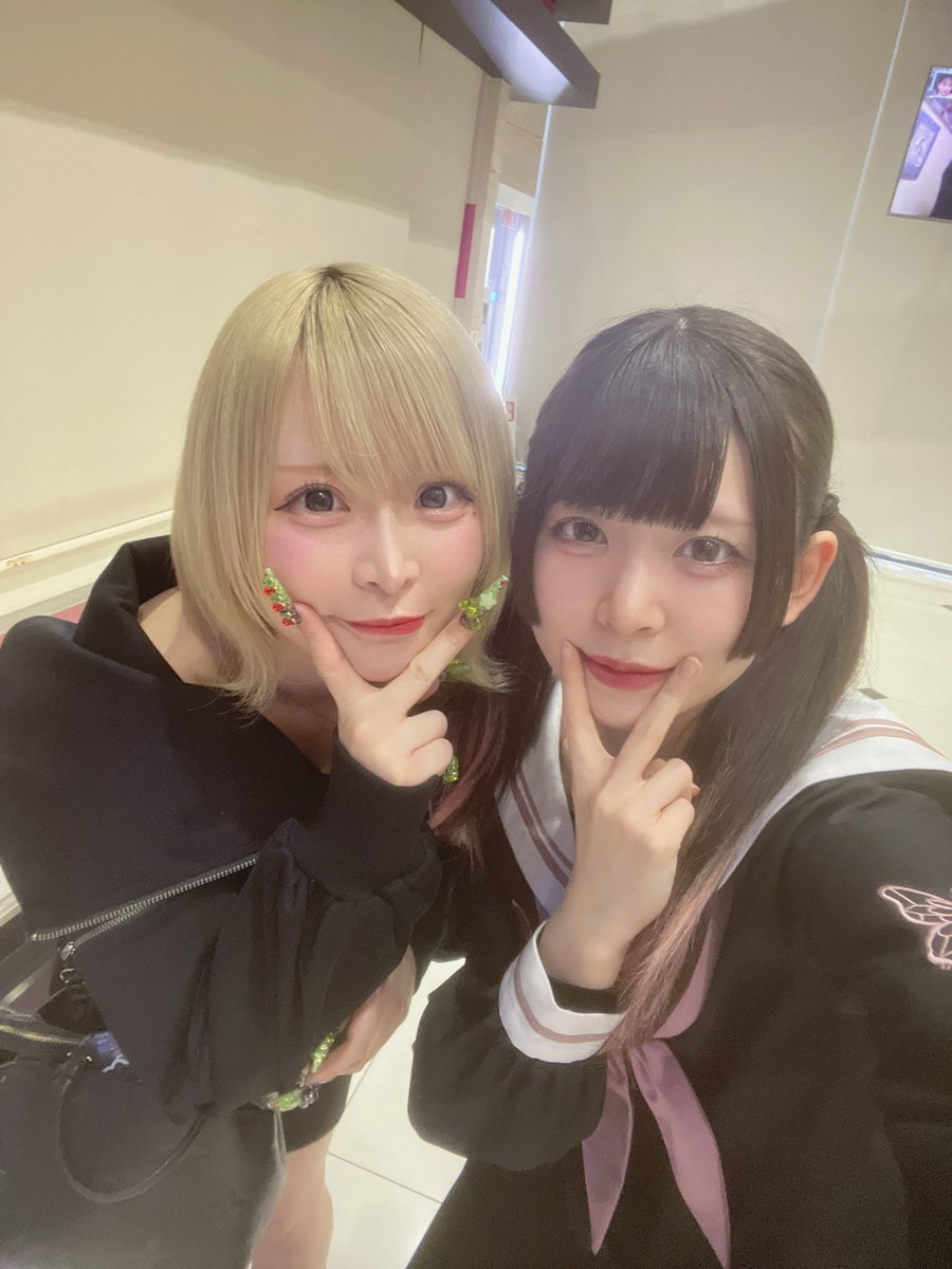 ももせみくる🍭ちゃん@y_m_c_r_299 にお写真撮ってもらいました