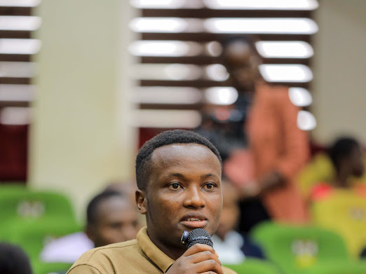 Hon. Mwebaze Bruce. tweet media