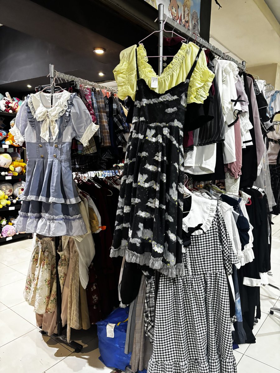 Phinniethegoat's tweet photo. To my goth and baby doll girlies i found a cute store at blok m square for you. They’ve lots of dresses and blouses with ribbons and frills like these prices starts from 200-500k https://t.co/OumG58Jwlh