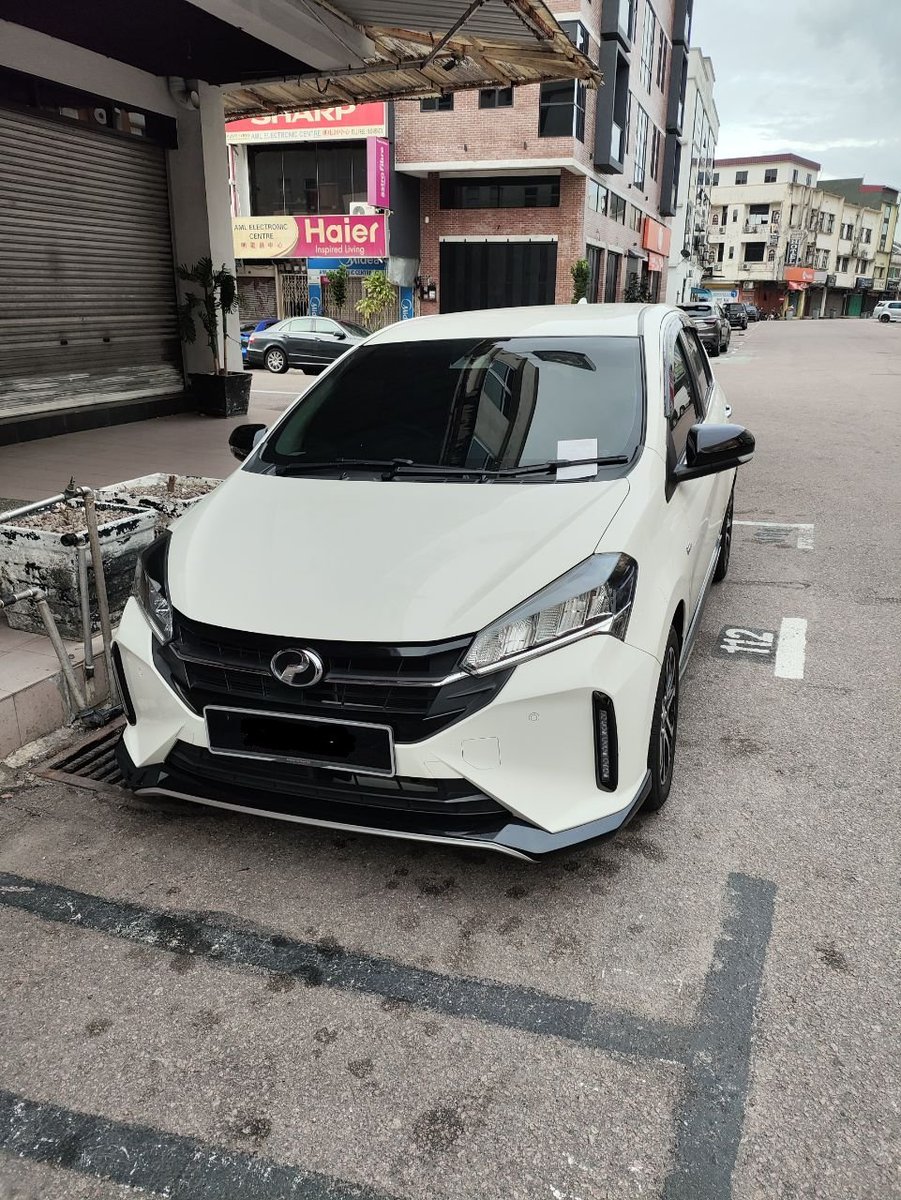firdaus's tweet photo. @PDRMsia_Trafik Salam. Salah apa yang sampai kena saman ni? 

LETAK DIJLN SEBELAH YG SALAH https://t.co/qD2t75z5Hh