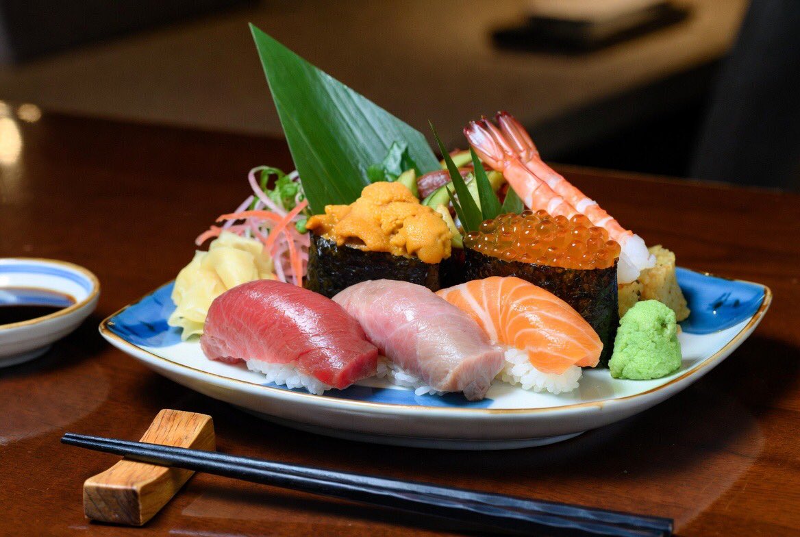 Post by 丸吉吉善商店🦩🦩🦩🦩🦩 on X: サラダ乗ってる…