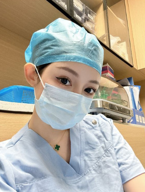 护士依依 tweet media