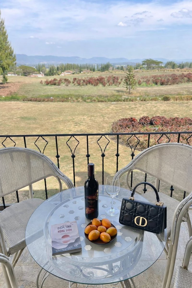 Jennifer tweet media