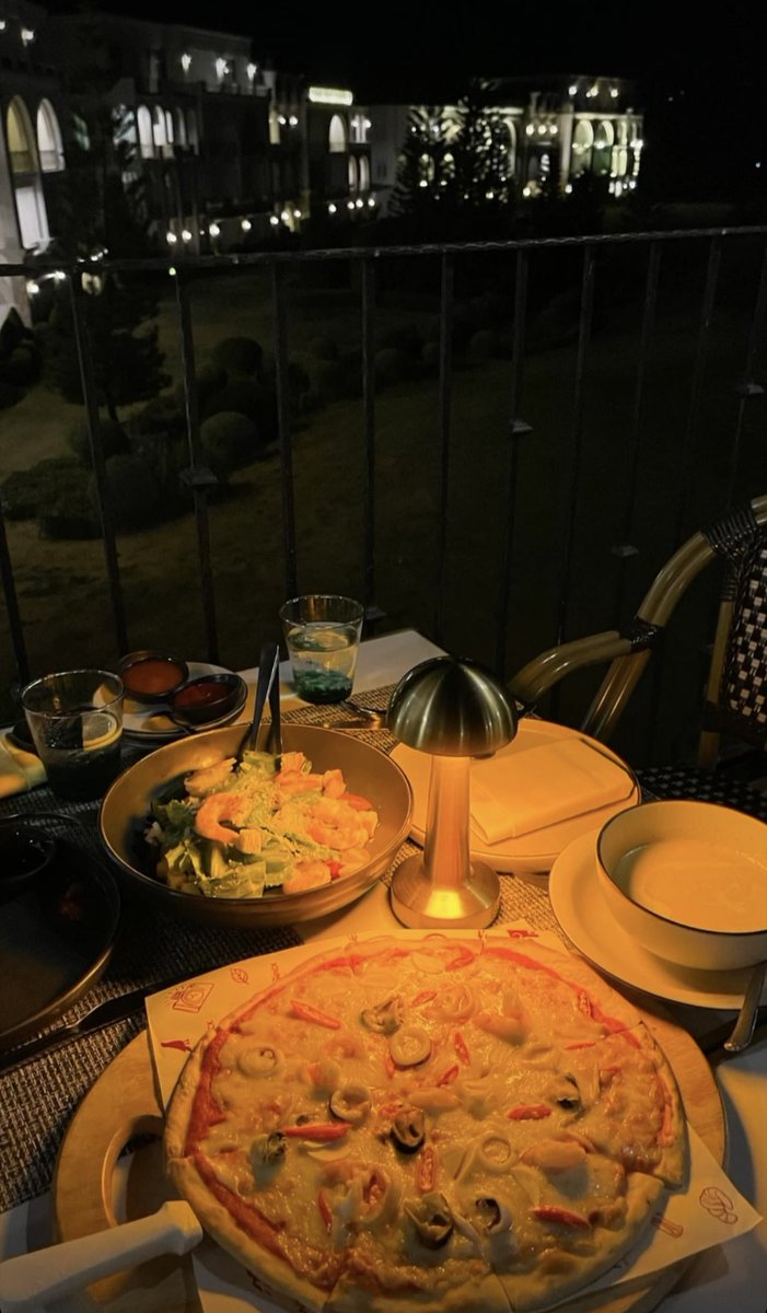 Jennifer tweet media