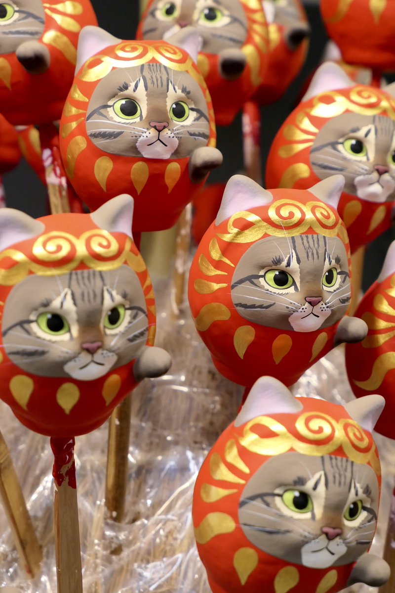 招き猫×だるま〟 だるま職人が招き猫を作るとこうなります。 #猫の日