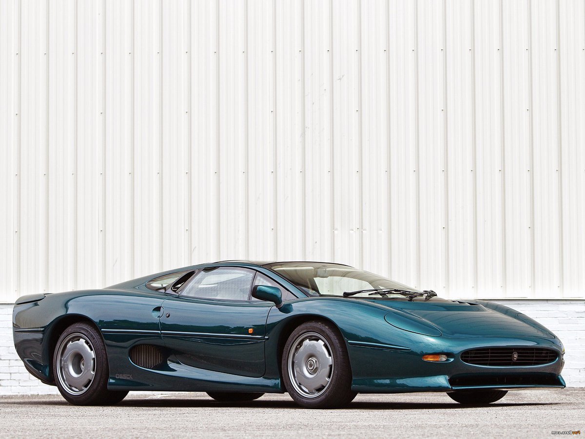 Lawrence Whittaker tweet media