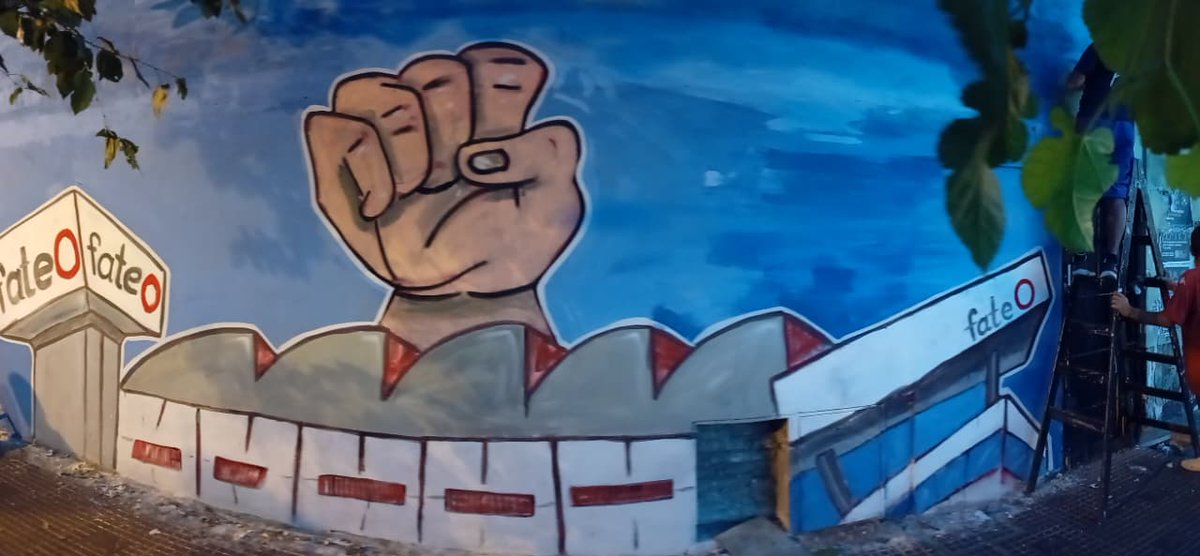 tigrepinta's tweet photo. Mural NRO 105   
Acompañando la  lucha de los trabajadores de fate https://t.co/3rNqzit2TV