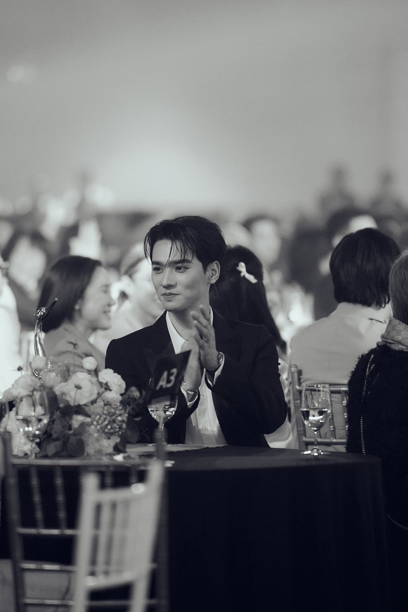 หน้าของเก่ง หฤษฎ์ คือไทยแบบโคตรรรรไทย Made in Thailand ของแท้ อีก 5 วันหนุ่มพะเยาจะส่งออกไปมิลานละ อิตาลีเตรียมรับมือนะ ㅠㅡㅠ