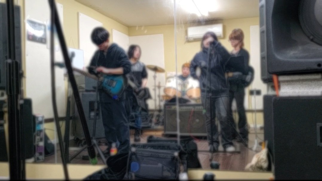deep_rose666's tweet photo. 一昨日も
しっかり練習!!
#ート・マク・オマ・ナイー
#ELLCUBE #DEEPROSE https://t.co/5yNqcWJPr6